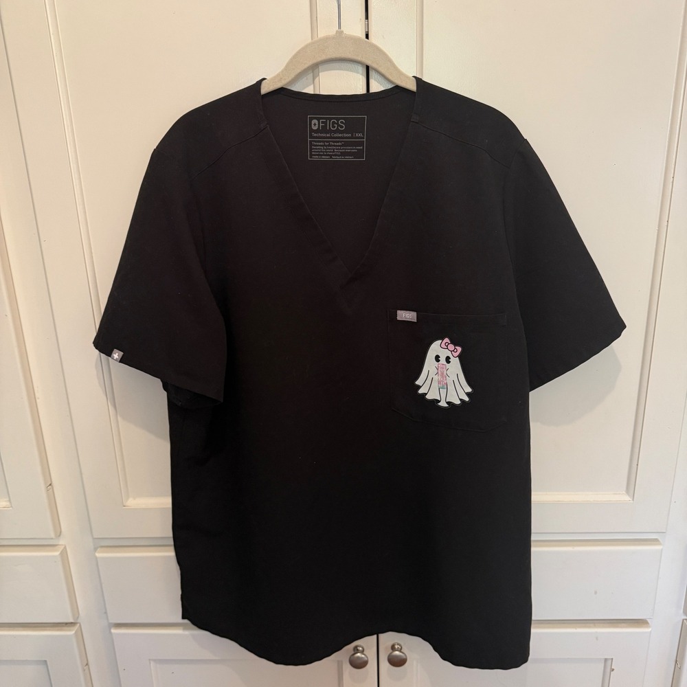 FIGS Technical Collection Black V-Neck Scrub Top XXL Ghost Kitty Patch